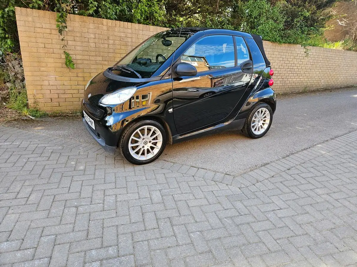 2010-smart-fortwo-10-passion-71bhp-cabriolet-big-5