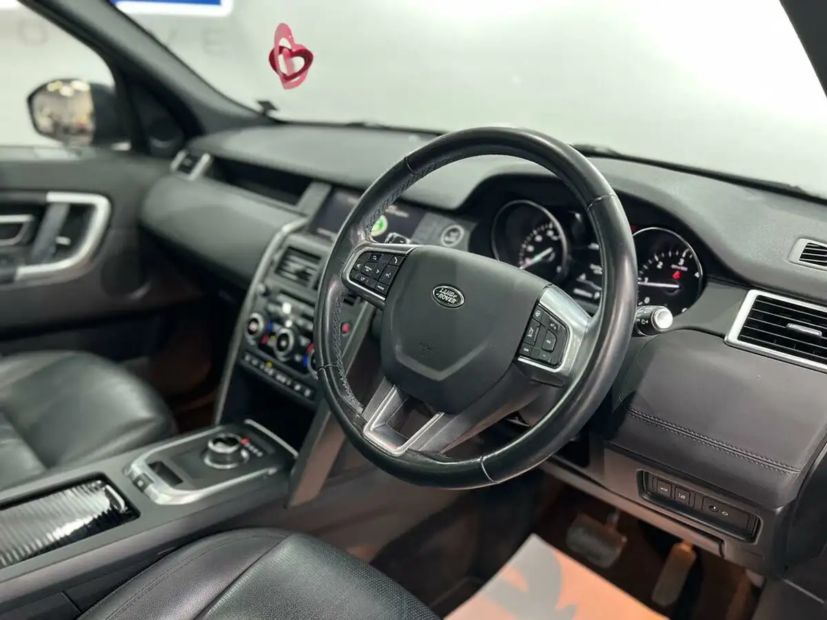 2019-land-rover-discovery-sport-20td4-landmark-big-21