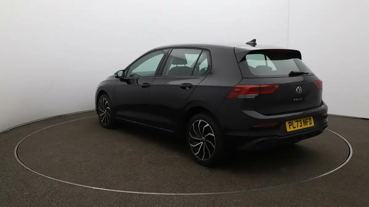 2024-volkswagen-golf-10-tsi-life-hatchback-big-53