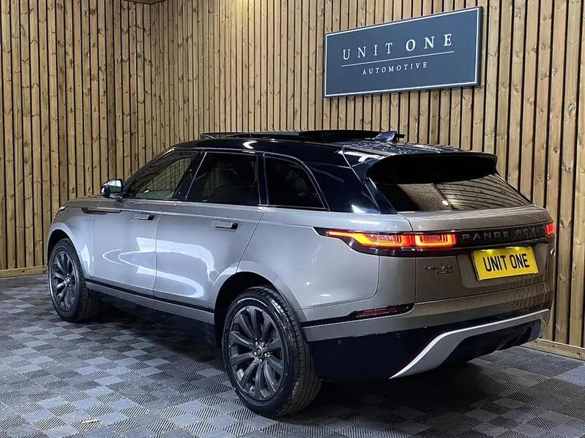 2017-land-rover-range-rover-velar-20-d240-r-dynamic-se-big-17