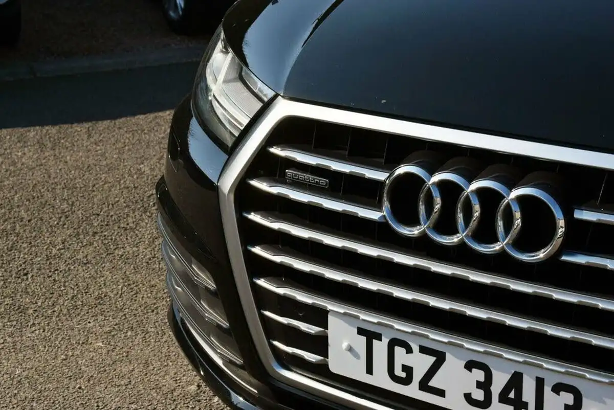 2017-audi-q7-30tdi-quattro-s-line-218ps-big-8
