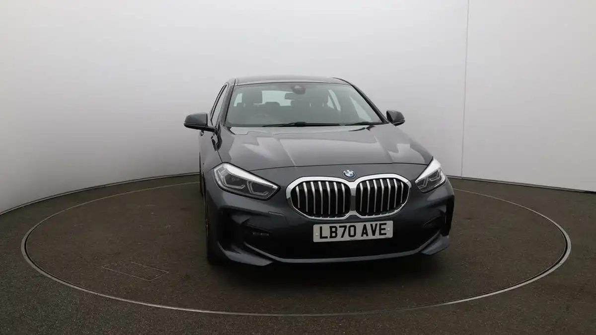 2020-bmw-1-series-20td-118d-m-sport-big-34