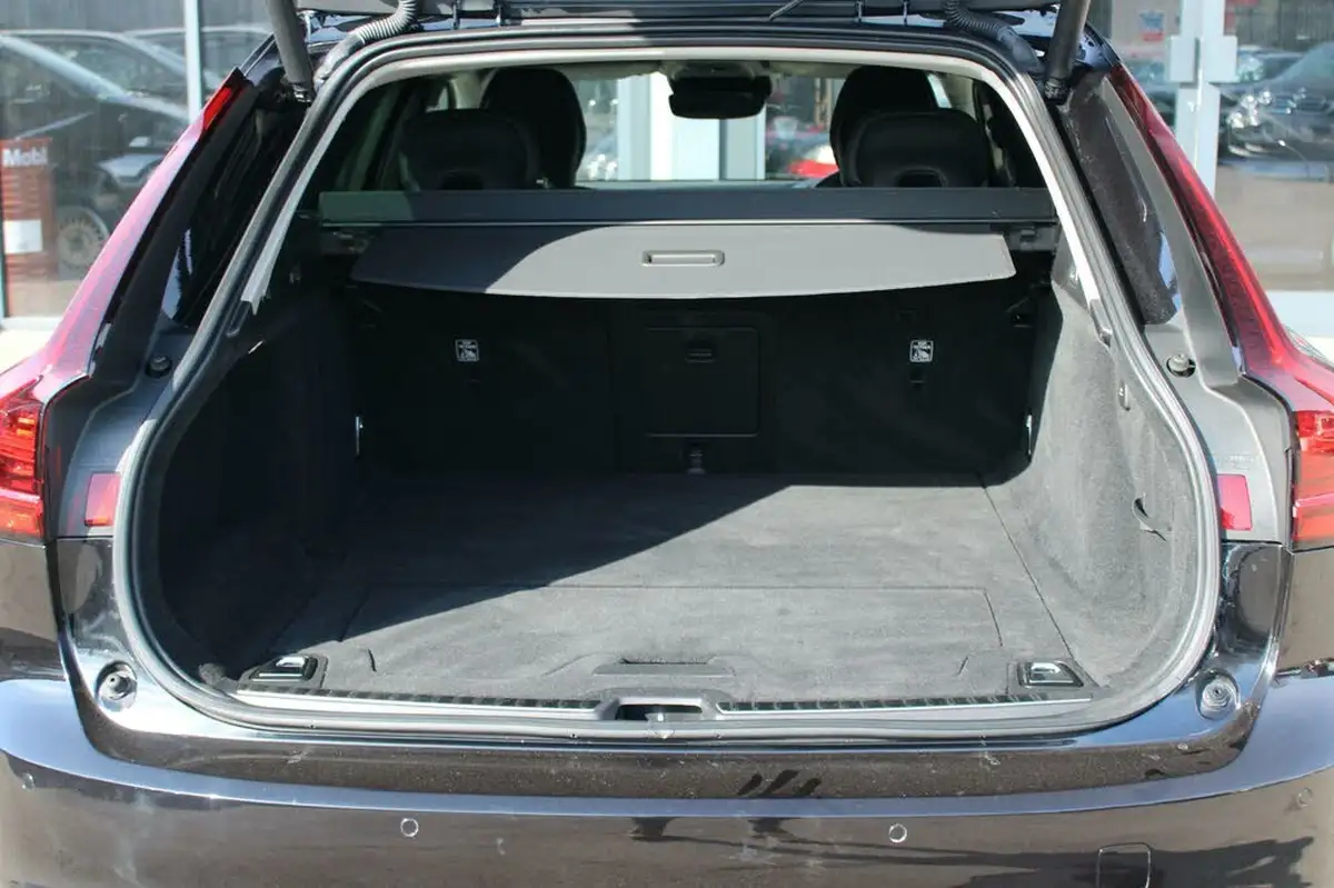 2021-volvo-v90-20td-b4-momentum-big-13