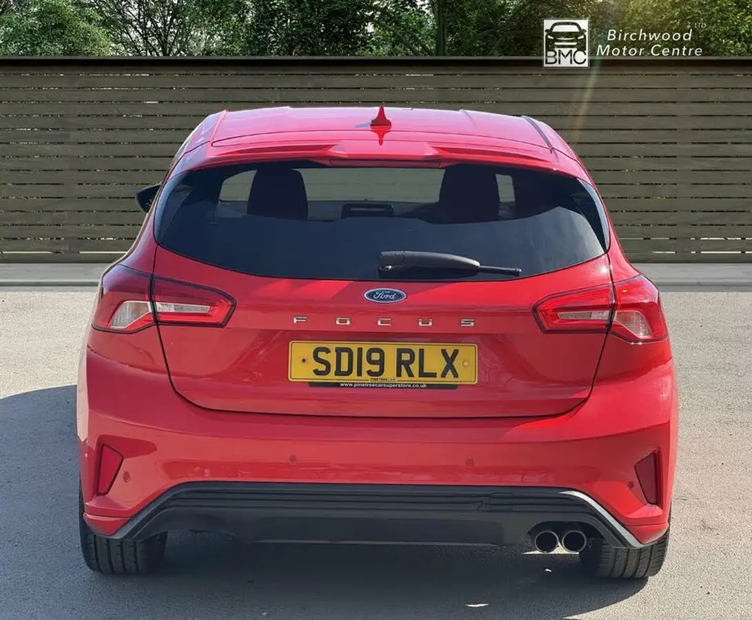 2019-ford-focus-10t-st-line-hatchback-big-5
