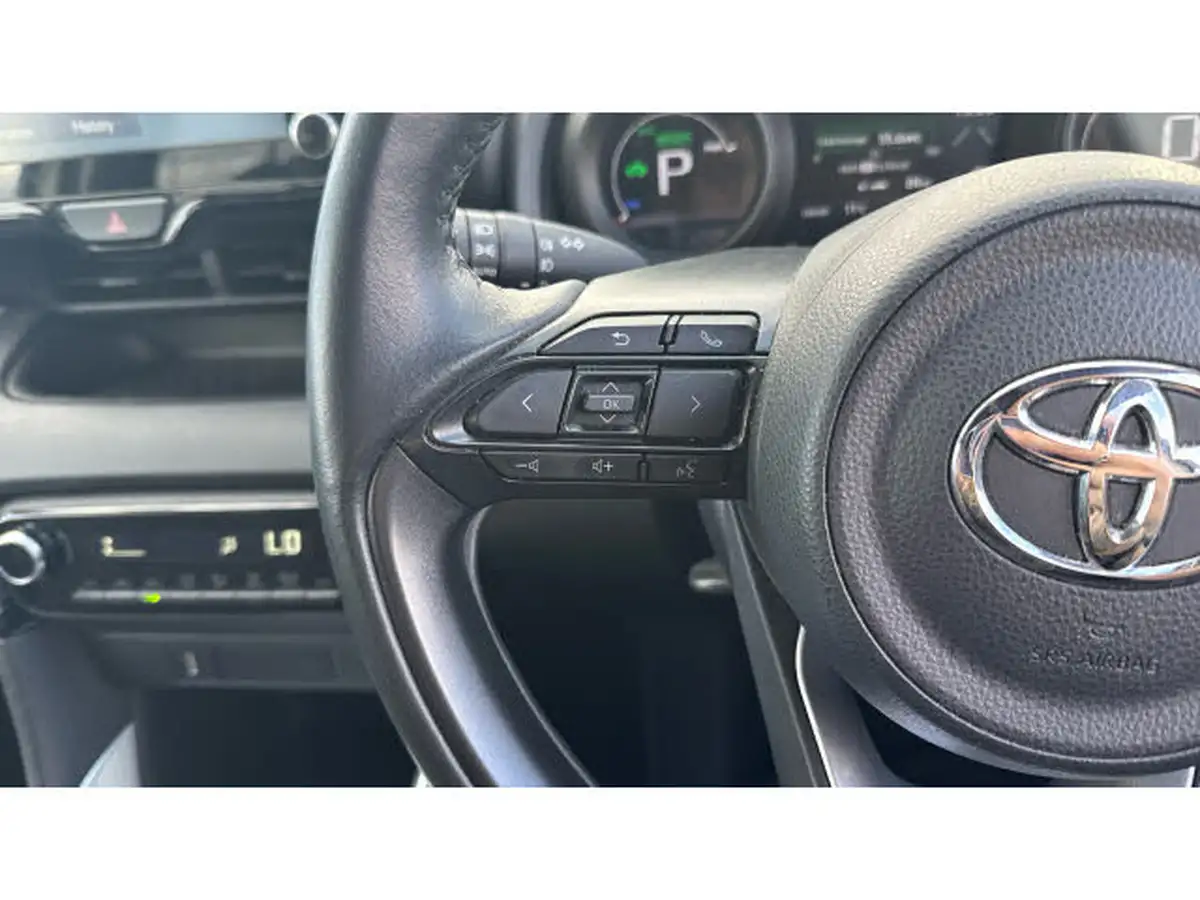 2022-toyota-yaris-15-vvt-i-design-big-22