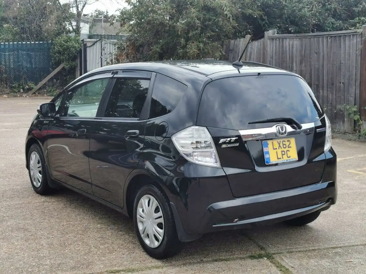2012-honda-jazz-big-2