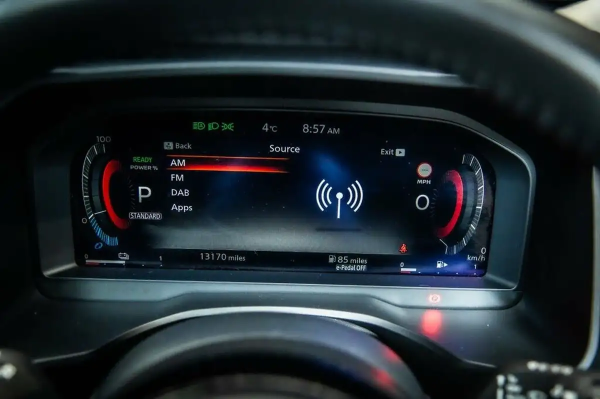 2023-nissan-qashqai-15-kuro-edition-big-13
