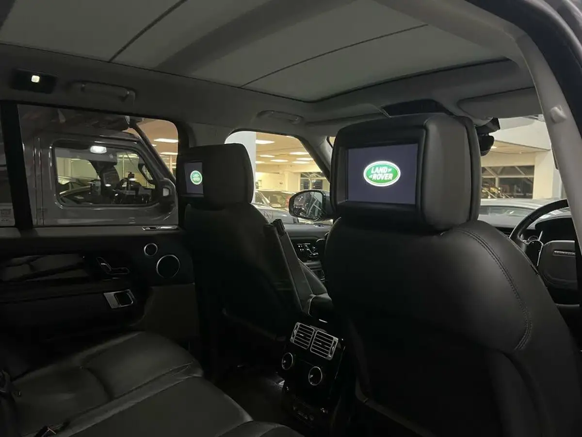 2018-land-rover-range-rover-30tdv6-vogue-big-58