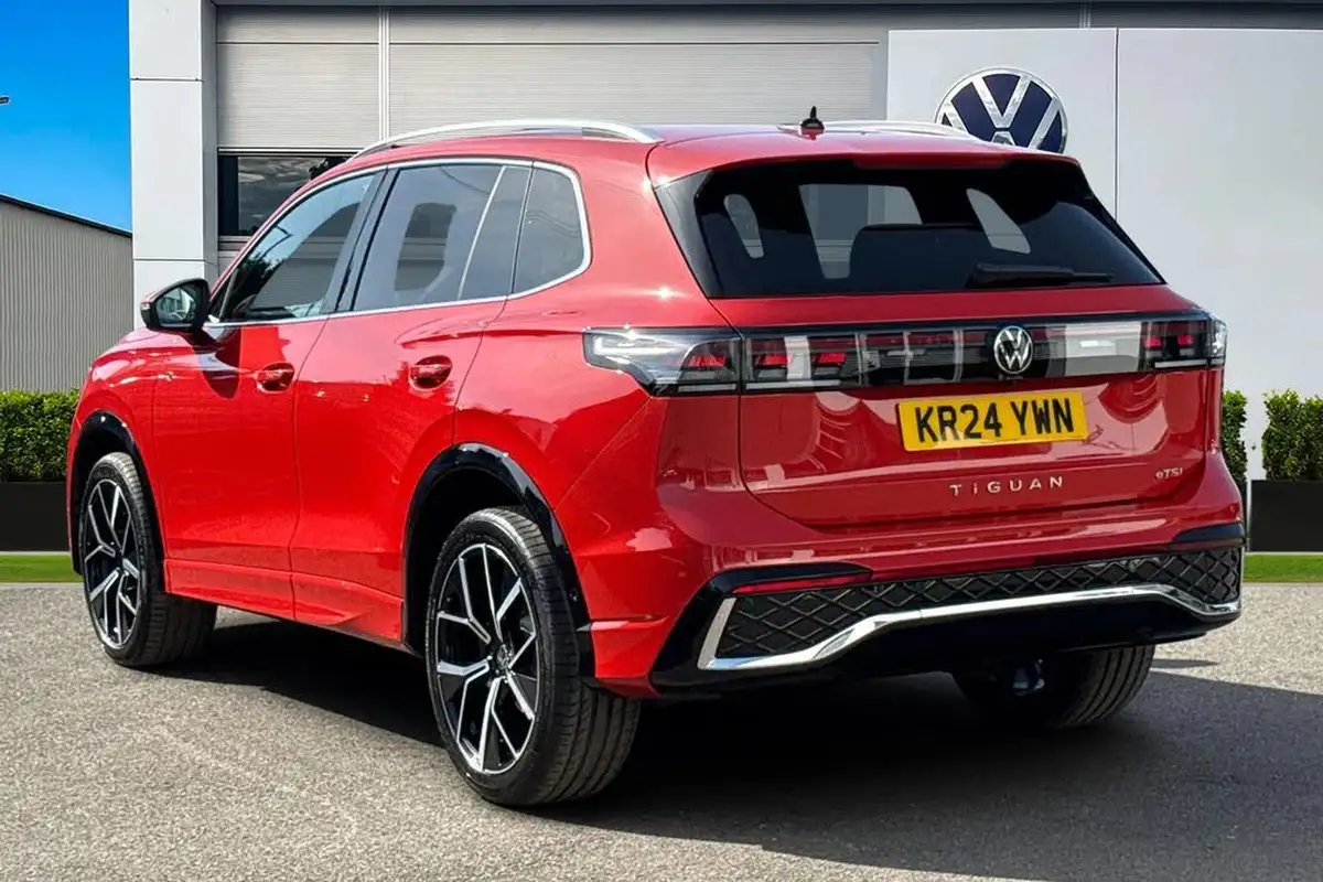 2024-volkswagen-tiguan-15-etsi-r-line-launch-edition-big-1