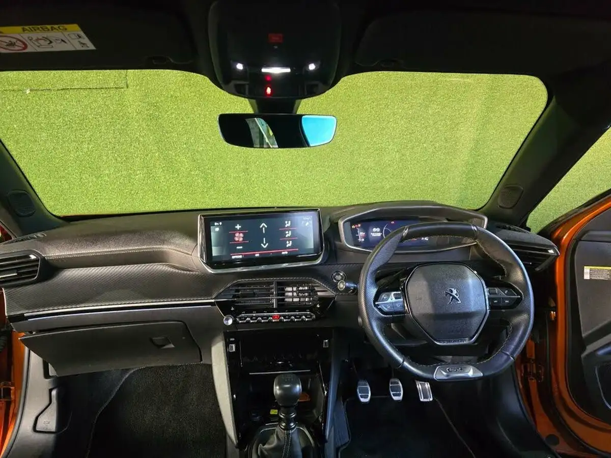 2021-peugeot-2008-suv-12-puretech-gt-big-24