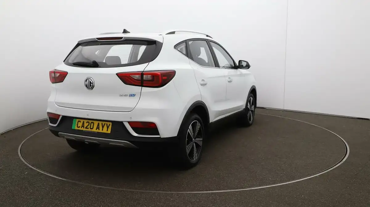 2020-mg-zs-suv-e-exclusive-ev-big-47