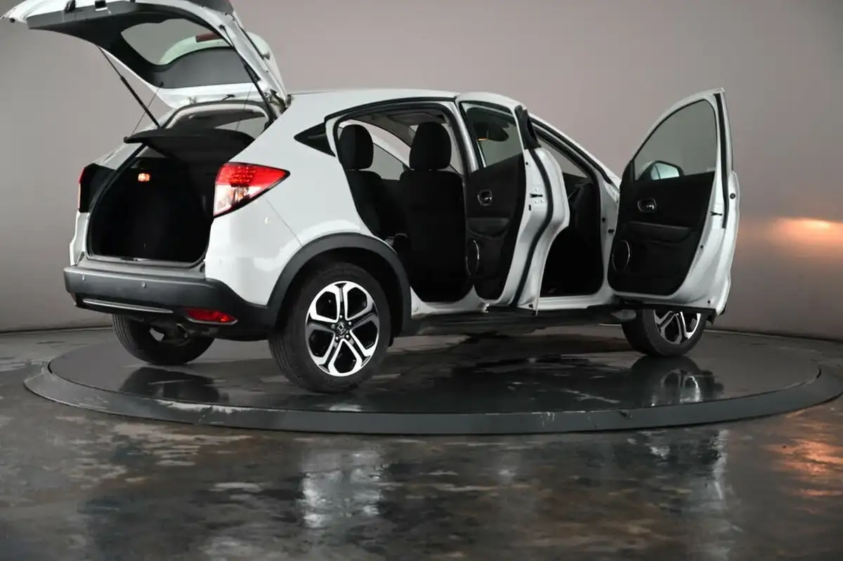 2017-honda-hr-v-15-i-vtec-se-navi-big-47
