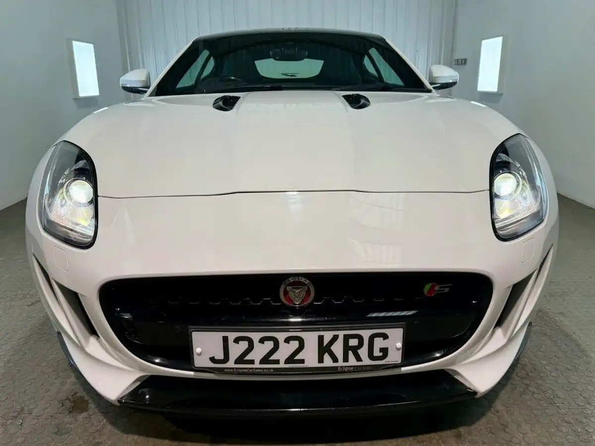 2015-jaguar-f-type-30-s-coupe-quickshift-big-1