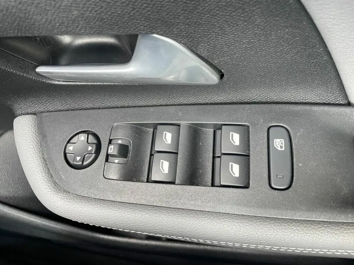 2022-vauxhall-mokka-12-elite-edition-100ps-big-19