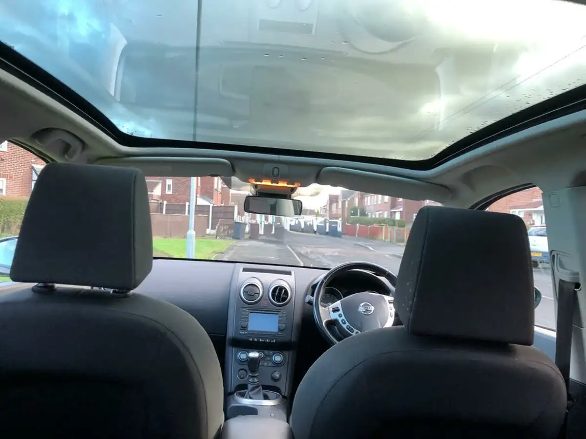 2009-nissan-qashqai-20-n-tec-2wd-big-9