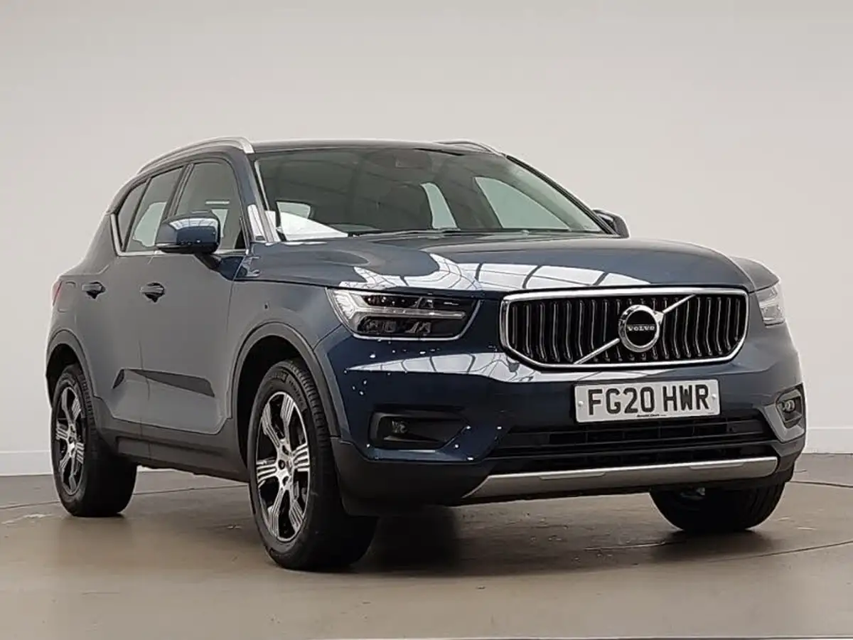 2020-volvo-xc40-15-t3-inscription-geartronic-big-0