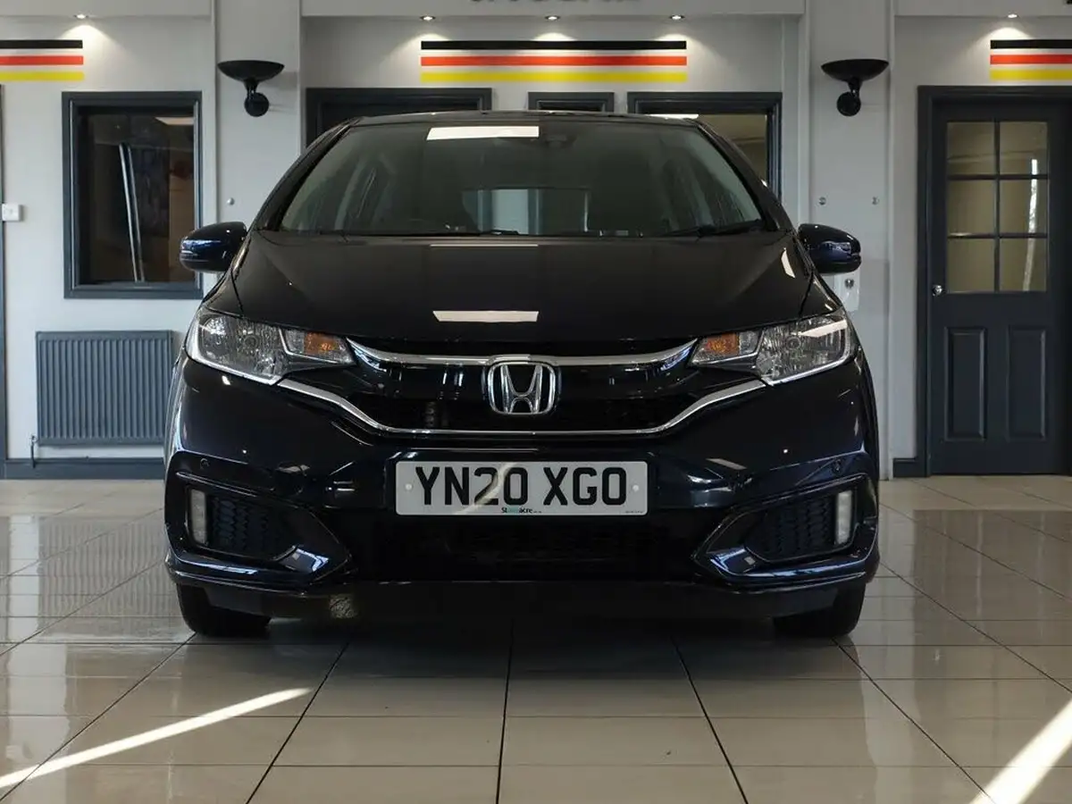 2020-honda-jazz-13-i-vtec-se-cvt-big-4