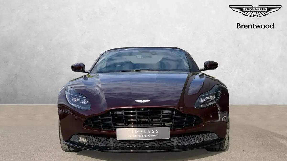 2019-aston-martin-db11-40-v8-big-6