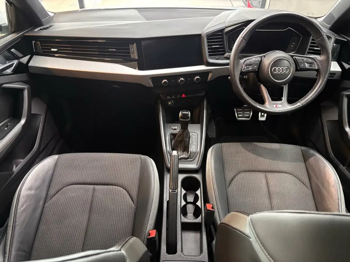 2019-audi-a1-10-30-tfsi-s-line-tronic-big-26