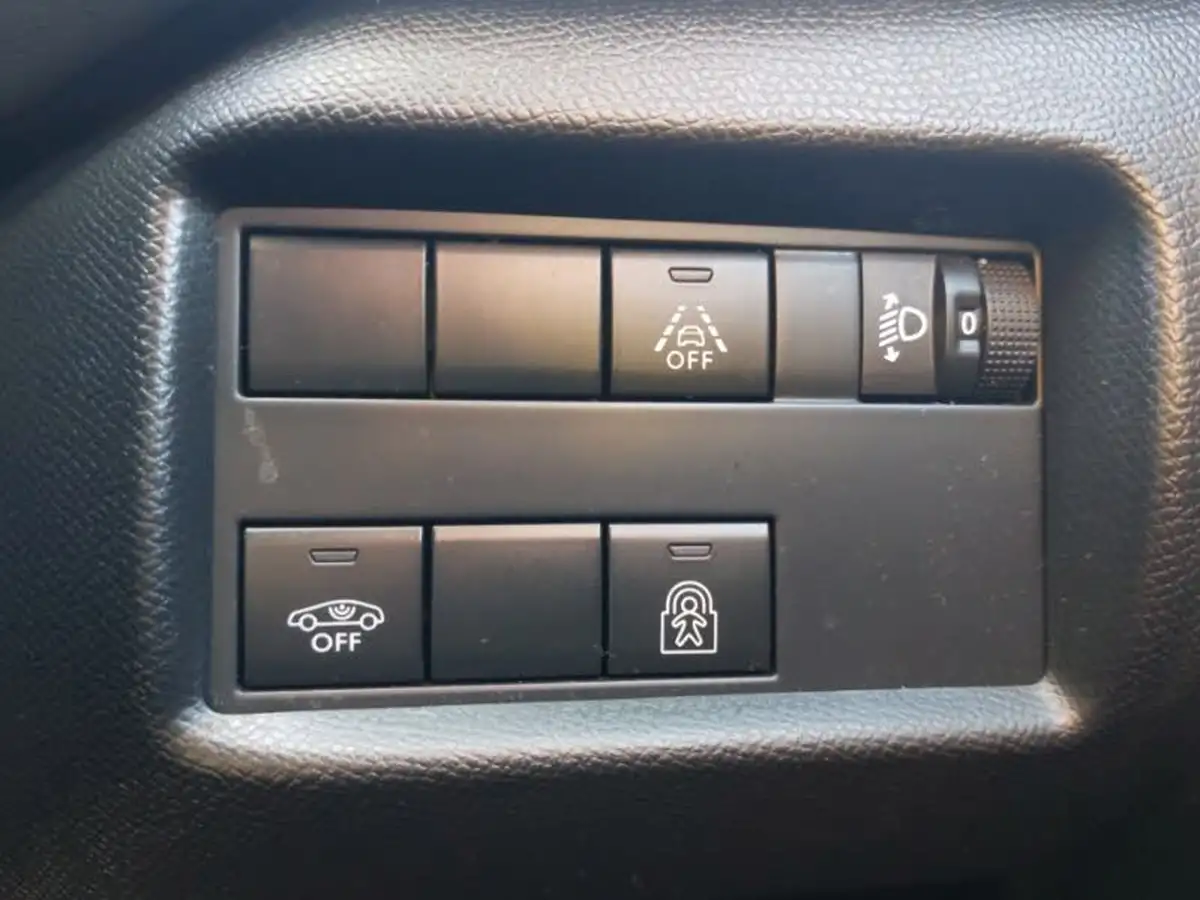 2019-citroen-c5-aircross-12-puretech-flair-big-15