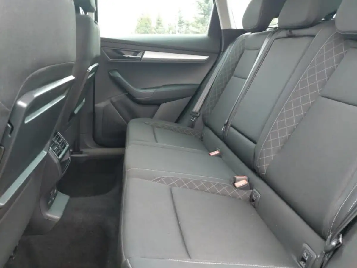 2021-skoda-karoq-15-tsi-se-big-5