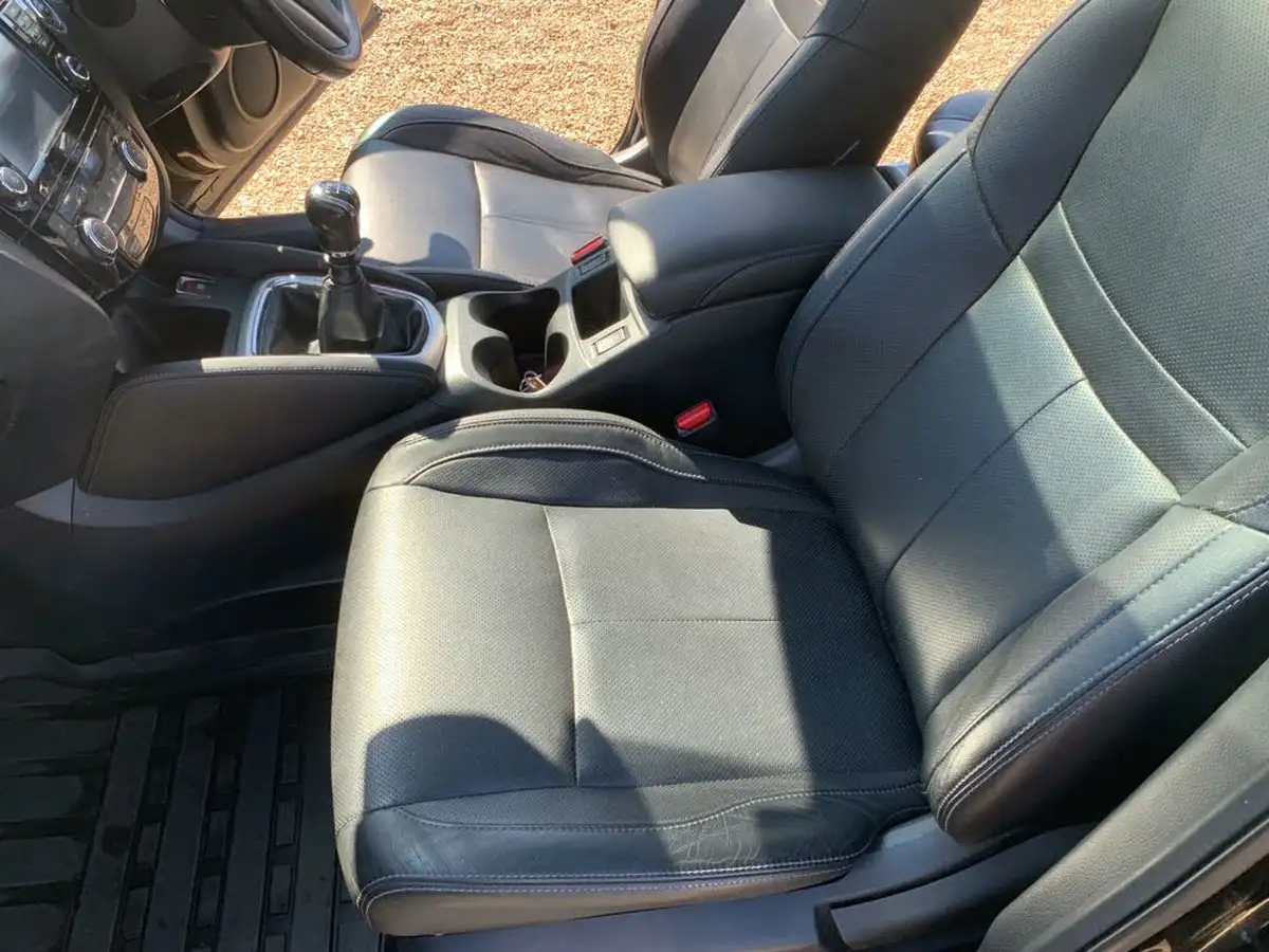 2014-nissan-qashqai-16dci-tekna-4x4-big-29