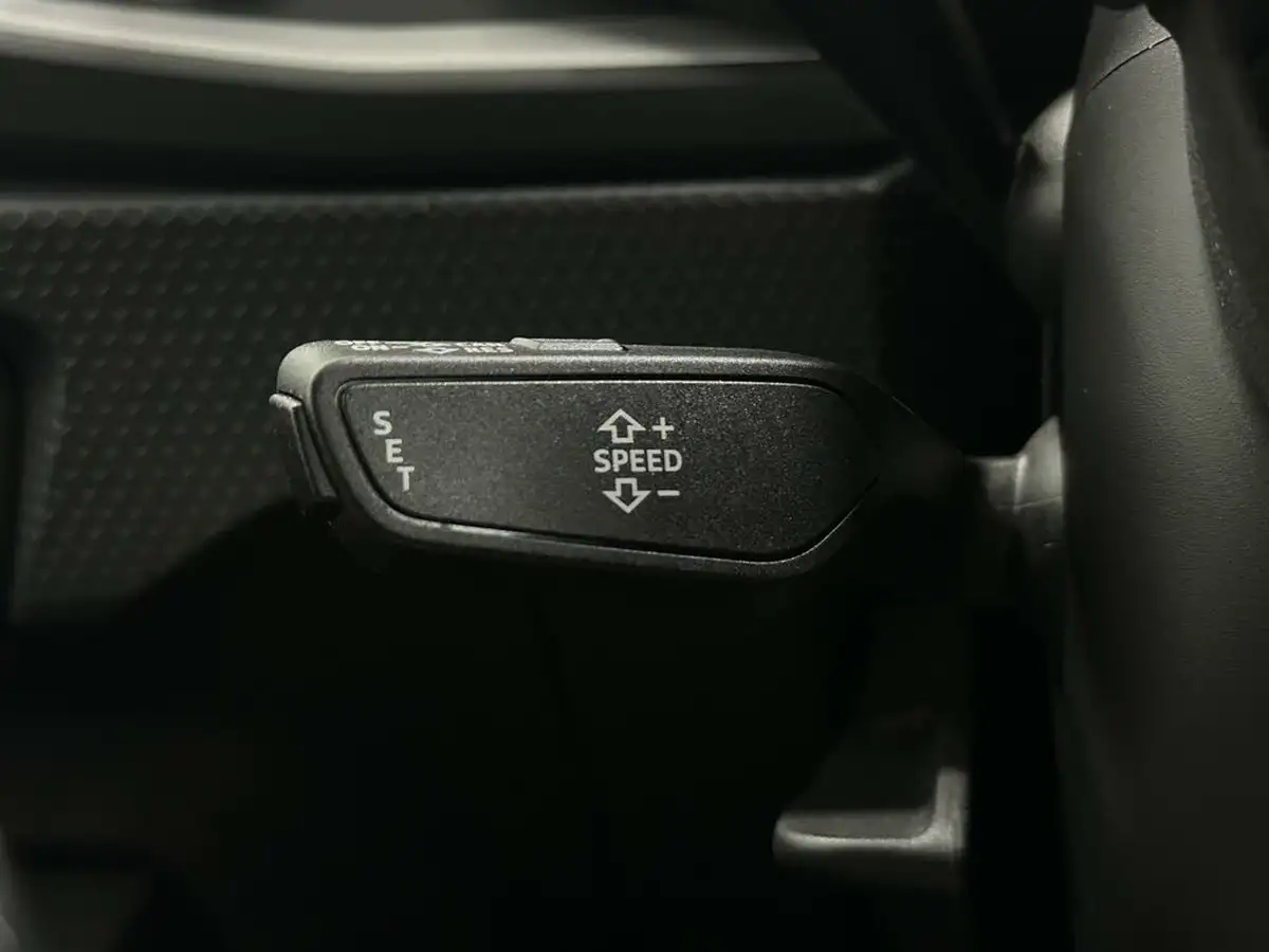 2019-audi-a1-10-30-tfsi-sport-big-12