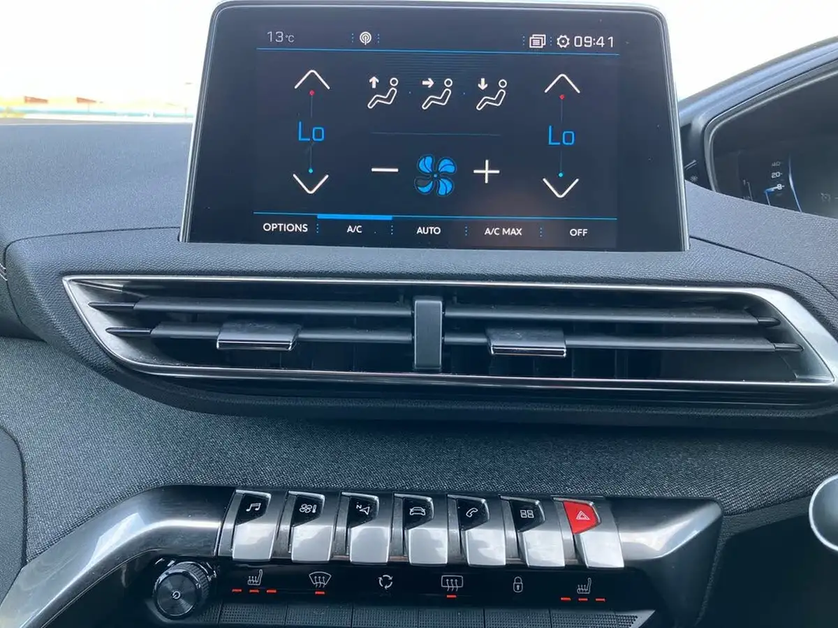 2020-peugeot-3008-suv-16-puretech-gt-line-premium-big-11