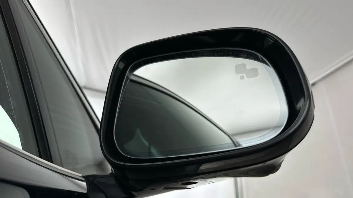 2021-jaguar-i-pace-ev400-hse-big-35