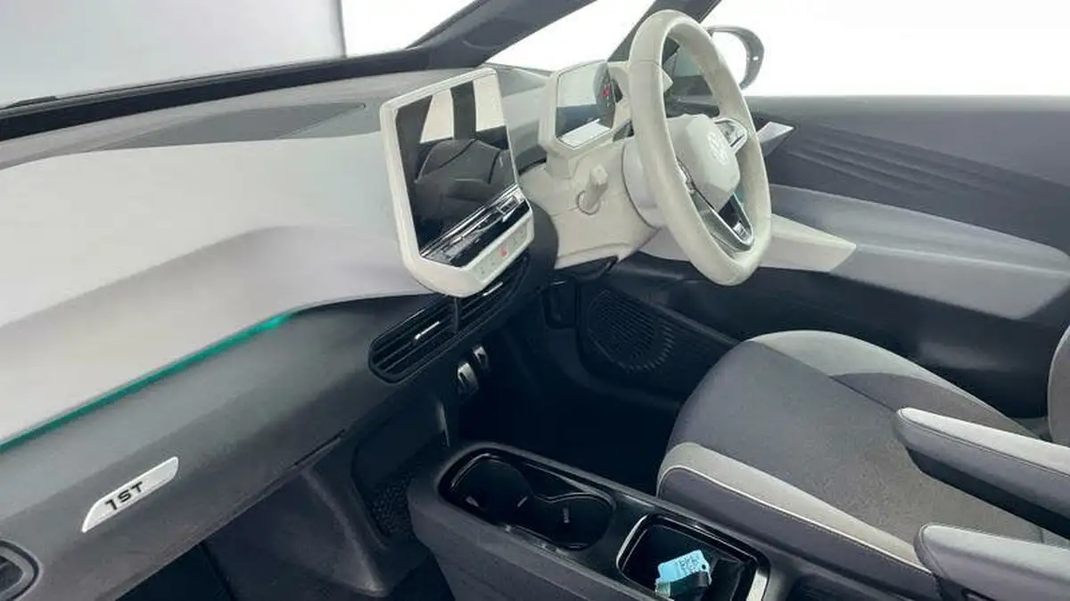 2020-volkswagen-id3-e-first-edition-big-1