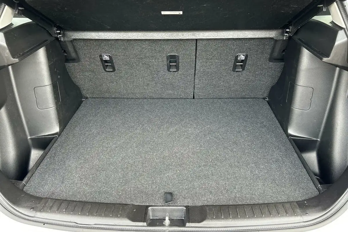 2022-suzuki-vitara-14-boosterjet-sz5-big-17