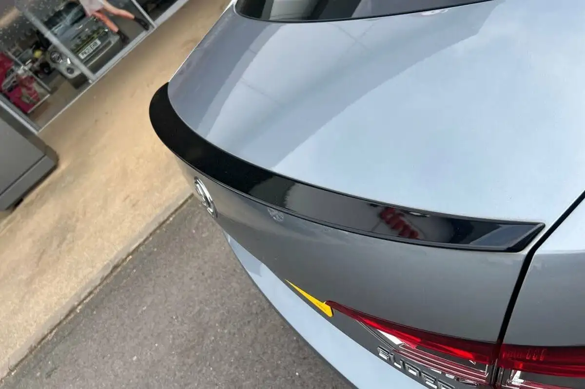 2018-skoda-superb-20-tsi-sportline-220ps-ss-hatchback-big-24