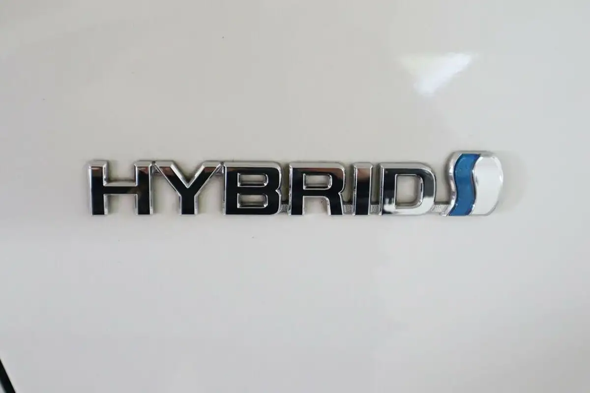 2022-toyota-c-hr-20-vvt-i-excel-big-47