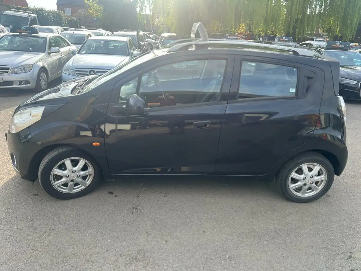 2011-chevrolet-spark-12-ls-big-6