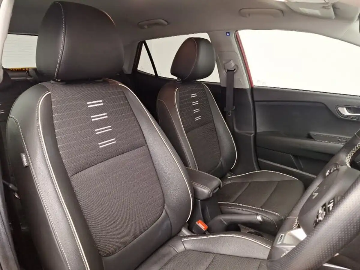 2023-kia-stonic-10-t-gdi-gt-line-99bhp-big-18