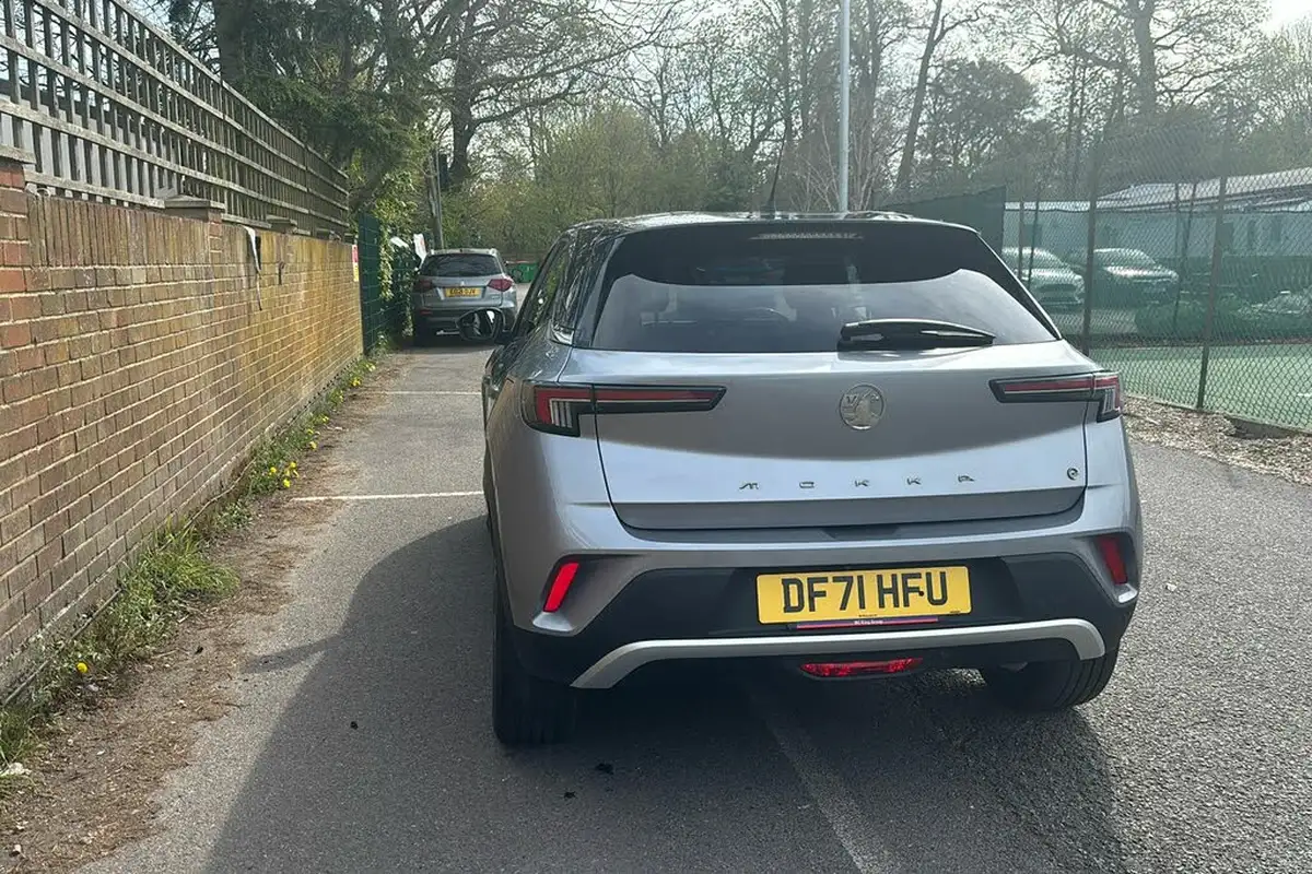 2022-vauxhall-mokka-e-ultimate-big-1