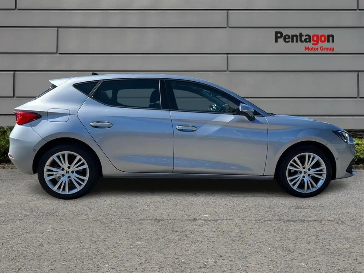 2021-seat-leon-10-tsi-evo-se-dynamic-hatchback-big-10