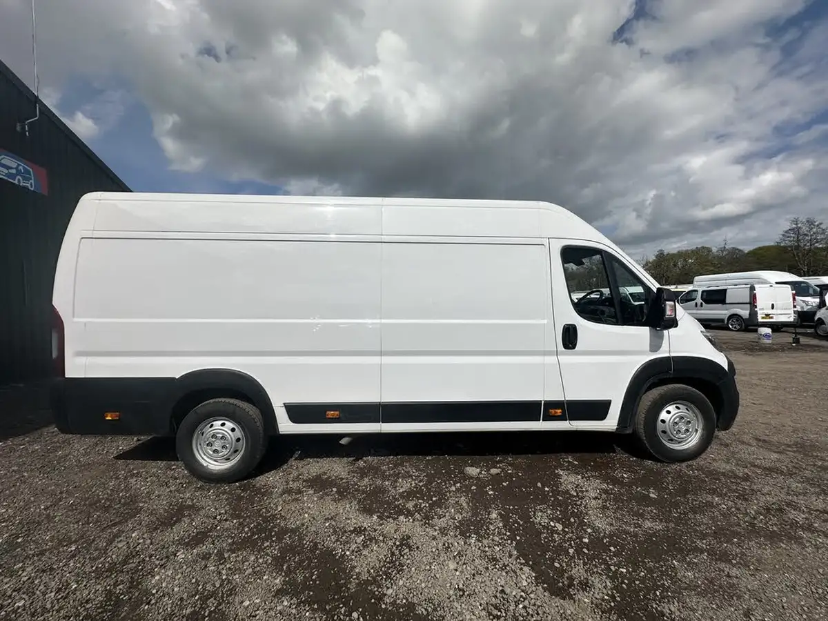 2021-citroen-relay-22bluehdi-35-l4h2-heavy-enterprise-140eu6dt-big-6
