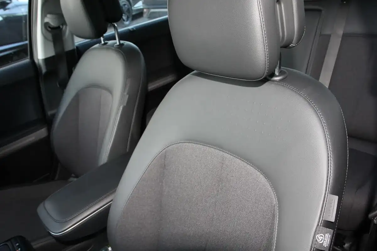 2024-hyundai-ioniq-5-e-premium-228ps-84kwh-rwd-big-6