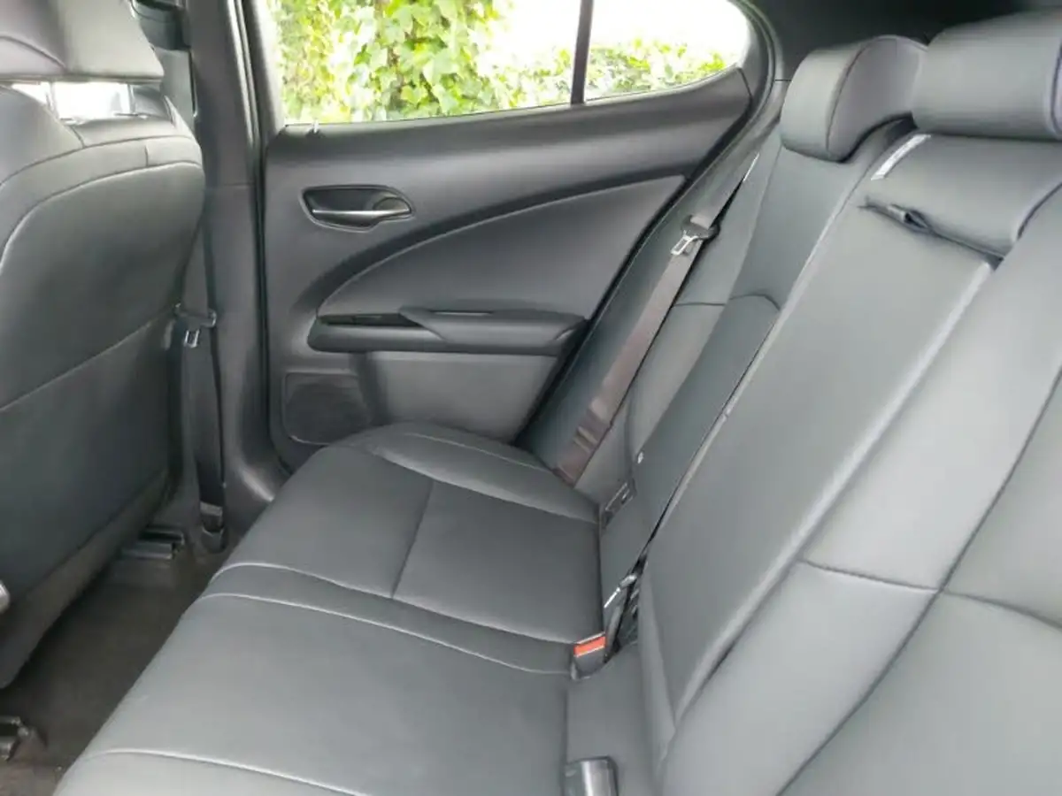 2022-lexus-ux-250h-20-f-sport-premium-plus-pack-big-5