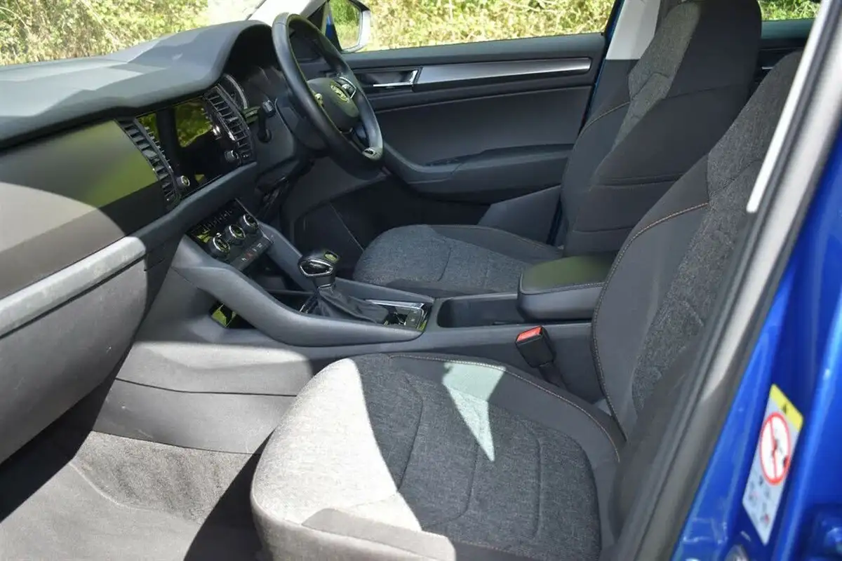 2021-skoda-kodiaq-15-tsi-se-drive-7-dsg-big-36