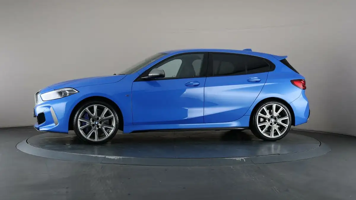 2021-bmw-1-series-20-m135i-xdrive-big-34