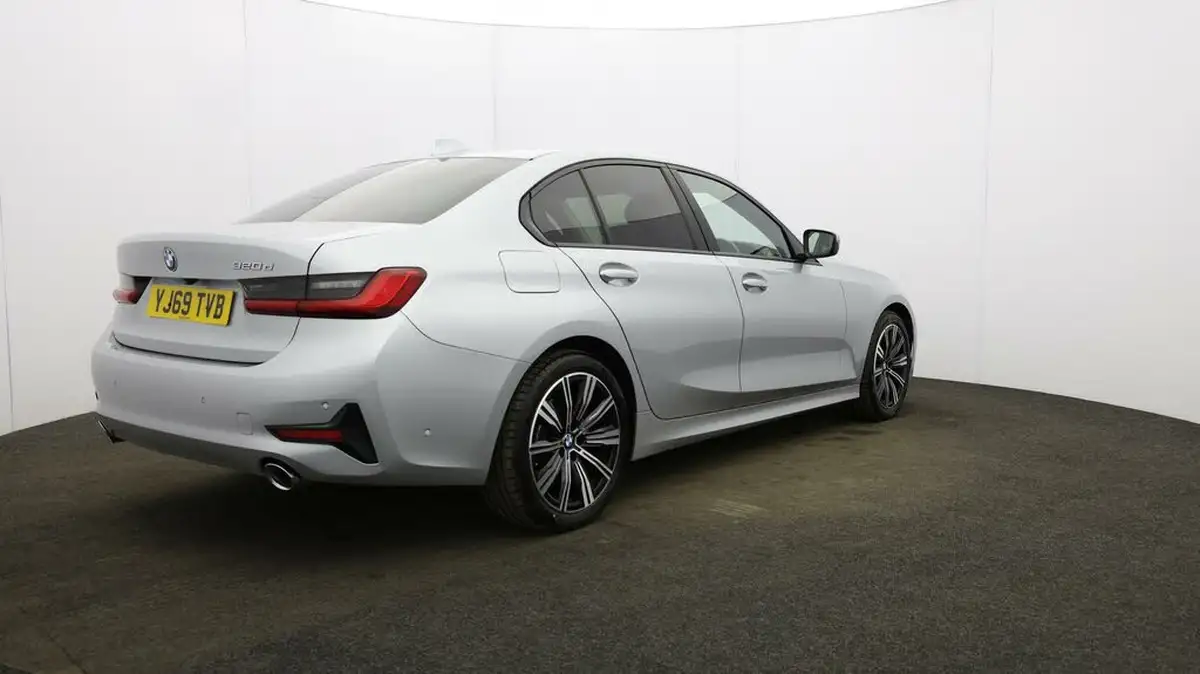 2020-bmw-3-series-20td-320d-se-saloon-4d-sport-auto-big-50