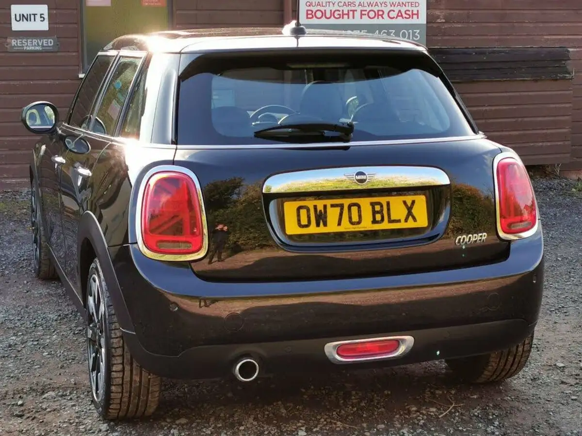 2021-mini-cooper-15-cooper-exclusive-series-ii-hatchback-5d-auto-big-25