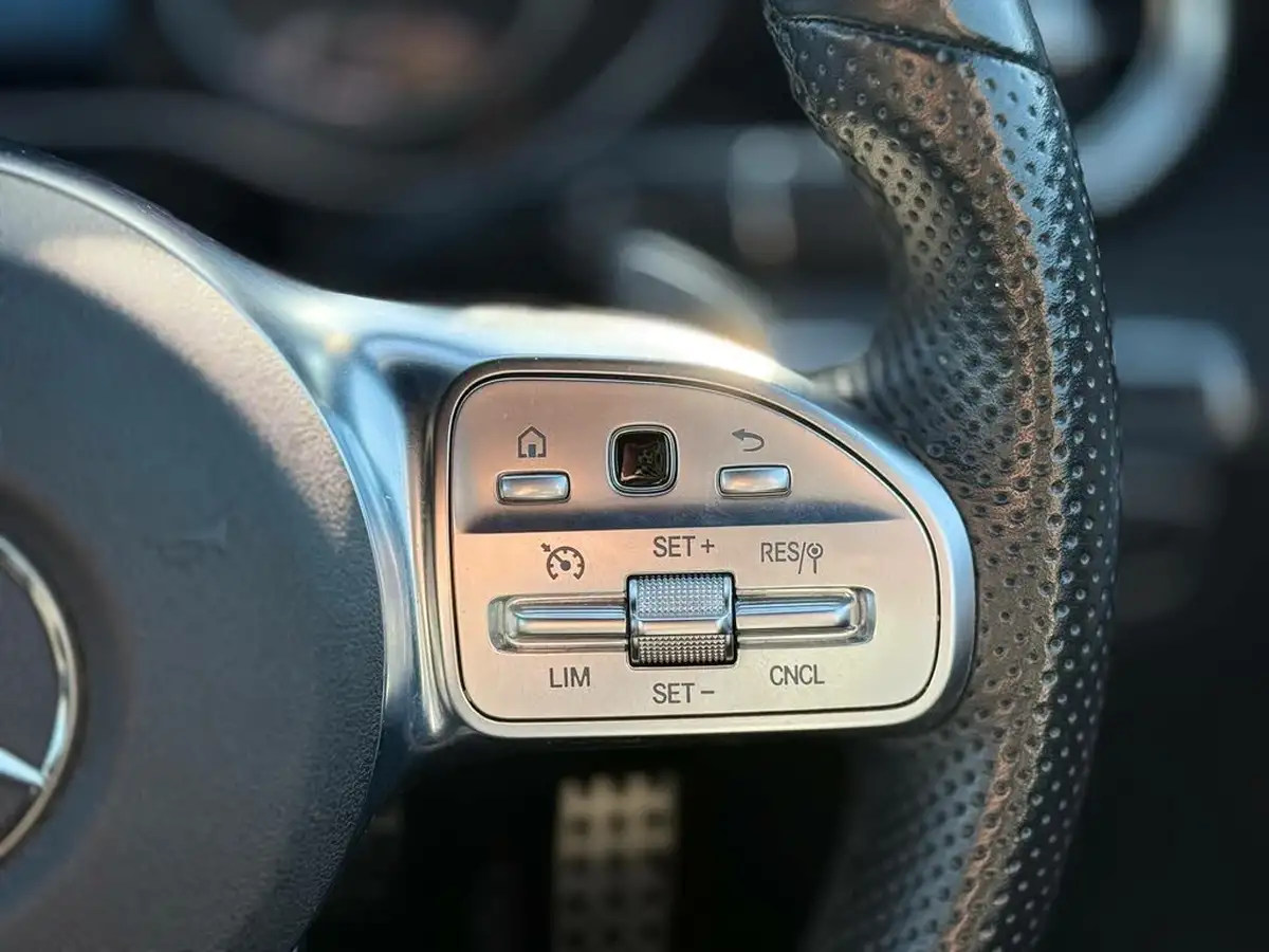 2019-mercedes-benz-c-class-20-c300-amg-line-premium-coupe-2d-big-22