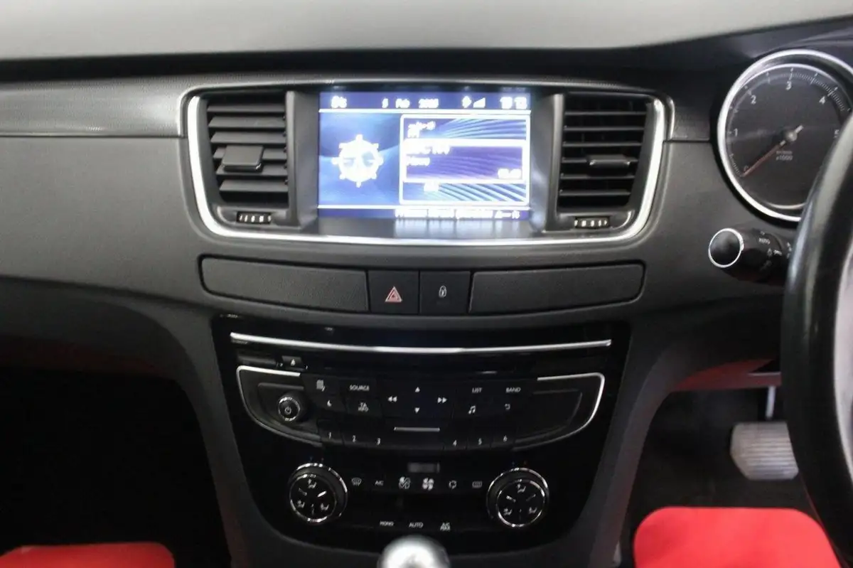 2013-peugeot-508-22hdi-gt-big-26
