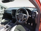 2020-volvo-xc40-15-t3-r-design-small-4