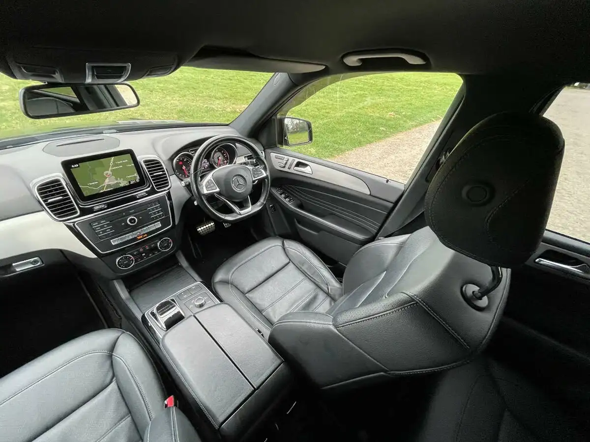 2018-mercedes-benz-gle-class-21d-gle250d-amg-night-edition-big-33