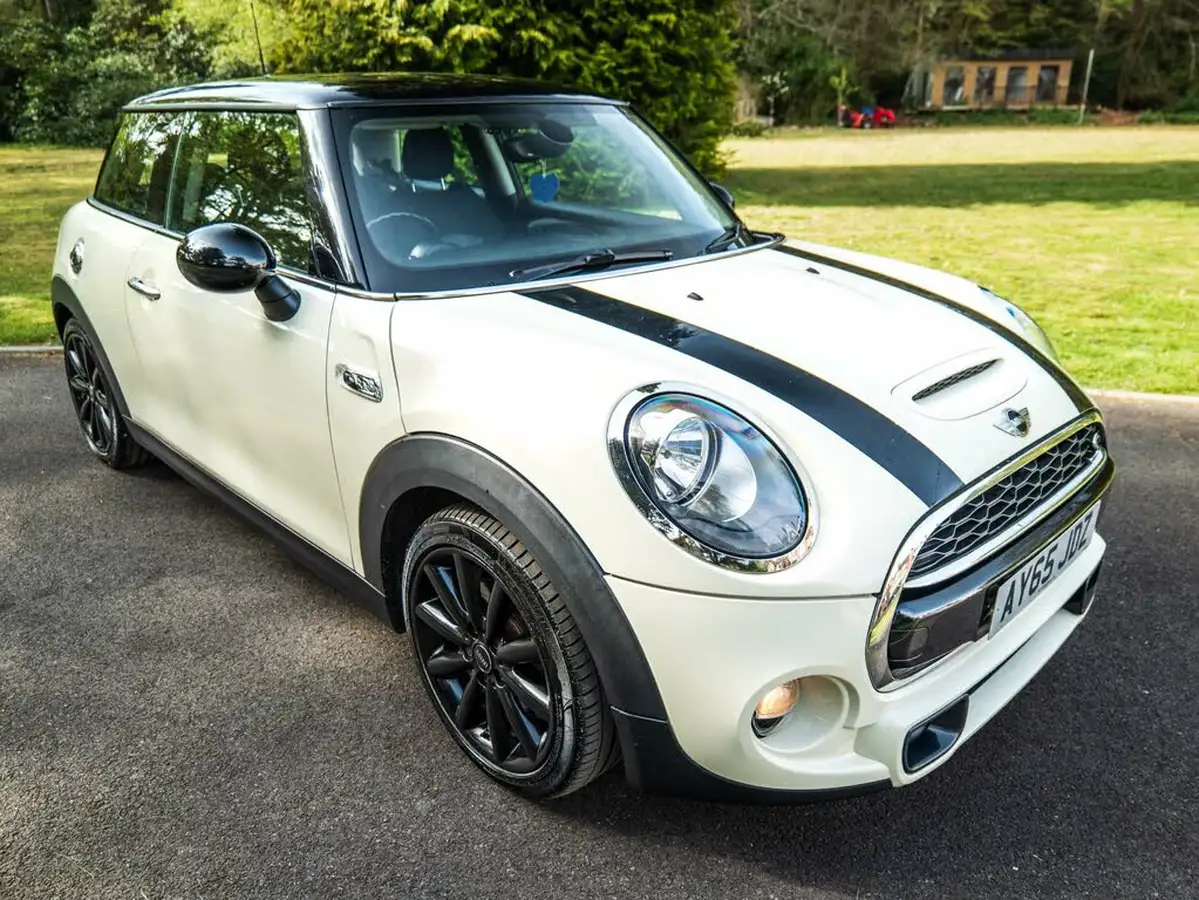 2015-mini-cooper-20td-cooper-sd-170bhp-chili-ss-hatchback-3d-sport-auto-big-14