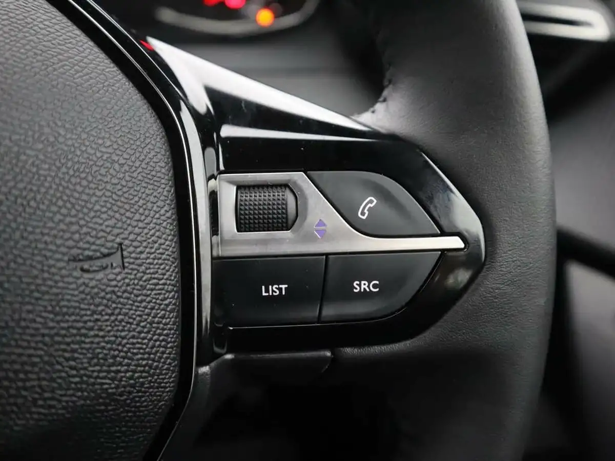 2024-peugeot-2008-suv-12-puretech-active-100ps-big-20